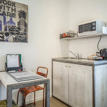 Locazione Turistica Duca D'aosta 31 招待所 *